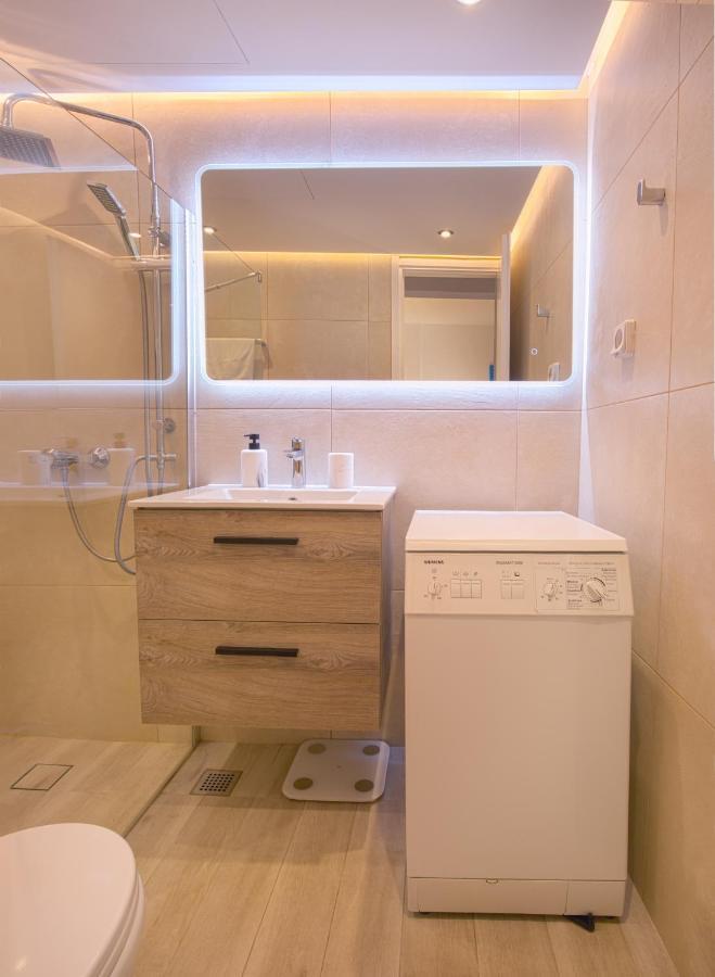 Del Mar Luxury Apartment 30M From The Beach Porto Rafti Luaran gambar